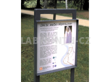 Informační panel do arboreta, značení stromů (cedule do země)