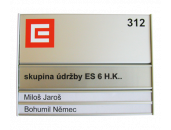Dveřní cedulky a jmenovky, značení místností